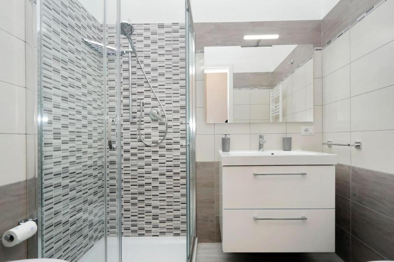 Vaticano Terrace: Brand New 2 Bedrooms 2 Bathrooms Рим Экстерьер фото