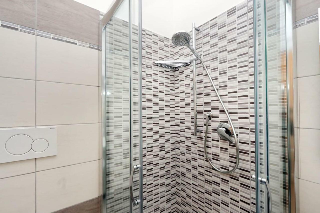 Vaticano Terrace: Brand New 2 Bedrooms 2 Bathrooms Рим Экстерьер фото